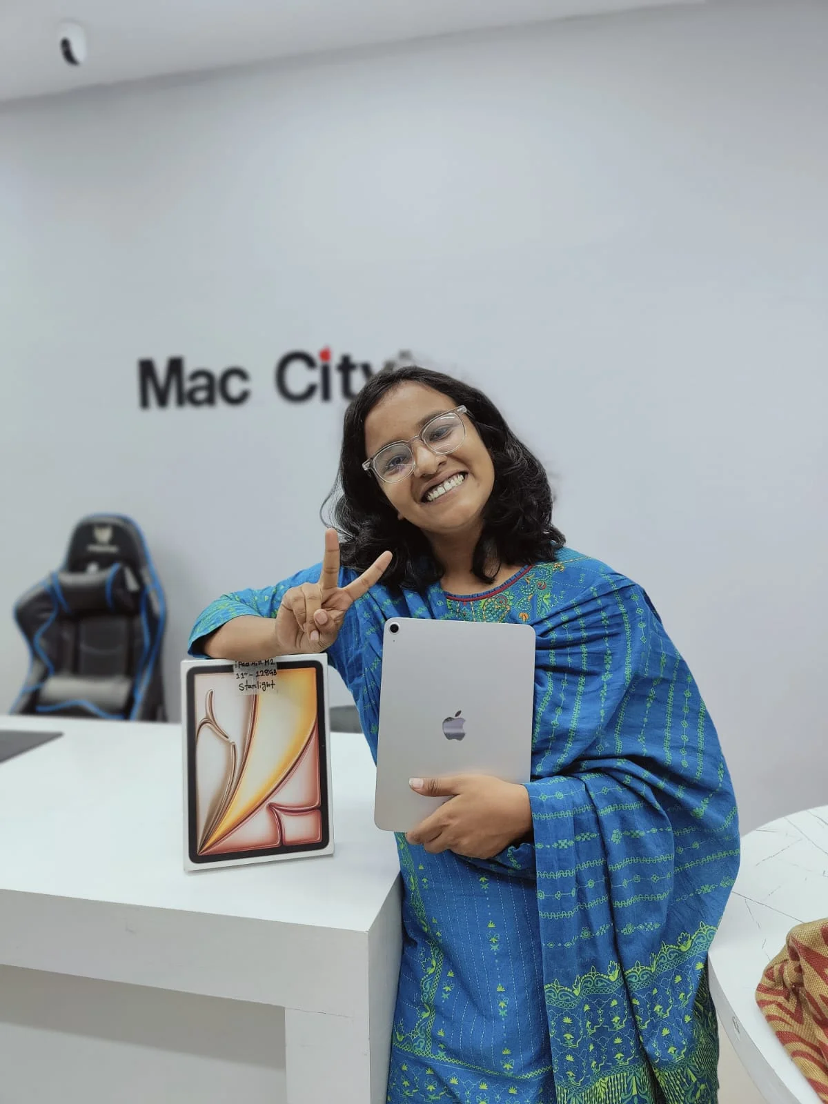 happy face MacCity BD (2)